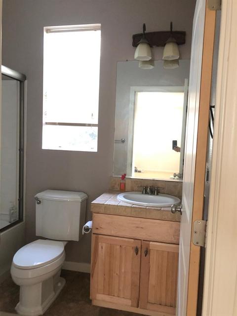 327 Wolfpack Ct, Patterson, CA 95363 photo 4