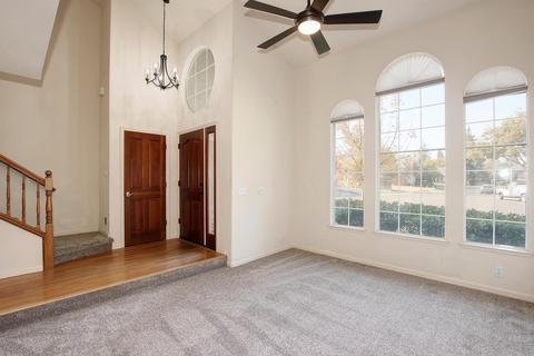 2340 Benton Pl, Davis, CA 95618 photo 4