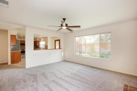 2340 Benton Pl, Davis, CA 95618 photo 9
