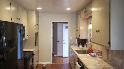 1438 Roosevelt Dr, Modesto, CA 95350 photo 4