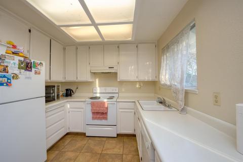 416 Kirbys Mill Dr, Modesto, CA 95358 photo 6