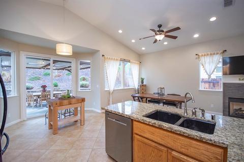 562 Caislean Ct, Folsom, CA 95630 photo 12