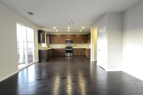 20829 Grapevine Dr, Patterson, CA 95363 photo 4