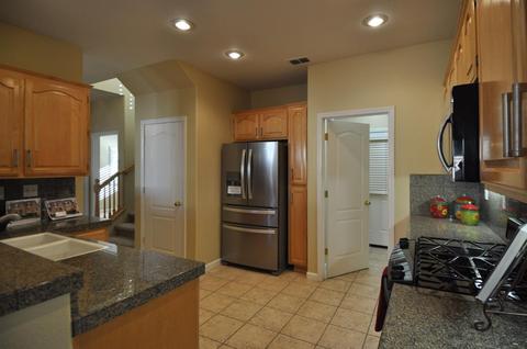 232 Caples Dr, Folsom, CA 95630 photo 5