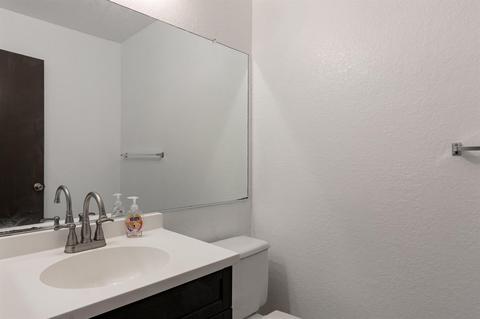 3833 Rotterdam Ave, Modesto, CA 95356 photo 11