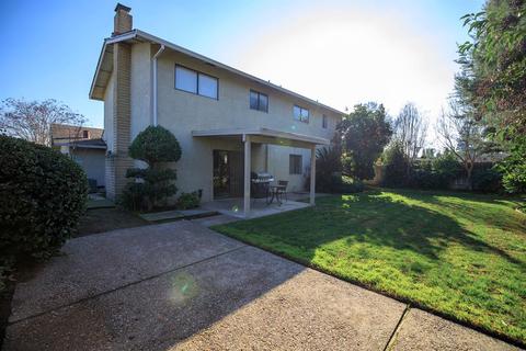 3909 Midcrest Ct, Modesto, CA 95355 photo 48