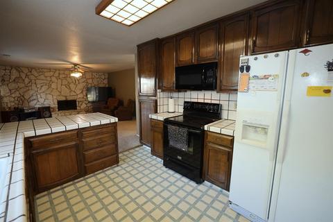 3909 Midcrest Ct, Modesto, CA 95355 photo 27