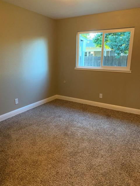 660 Bluefield Ave, Turlock, CA 95382 photo 11