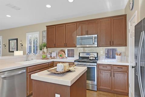 1237 Crossroads Ct, Tracy, CA 95377 photo 12