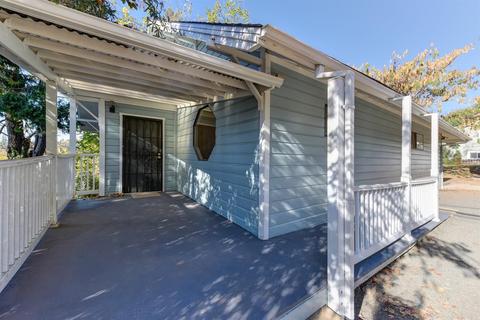204 Marvin Ave, Colfax, CA 95713 photo 1