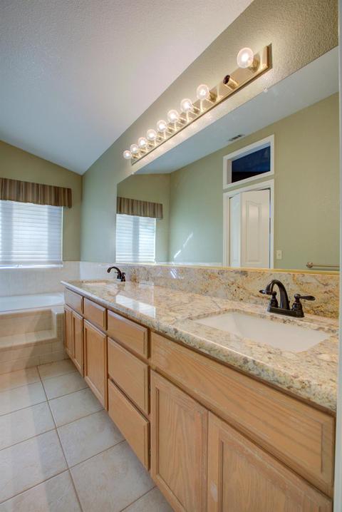 220 Meyenberg Ave, Ripon, CA 95366 photo 38