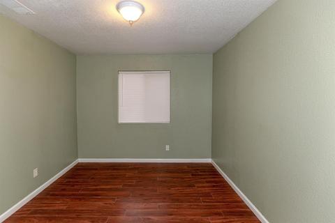 1584 La Mirada, Merced, CA 95348 photo 15