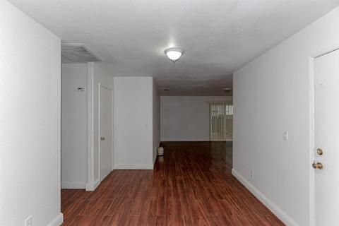 1584 La Mirada, Merced, CA 95348 photo 10