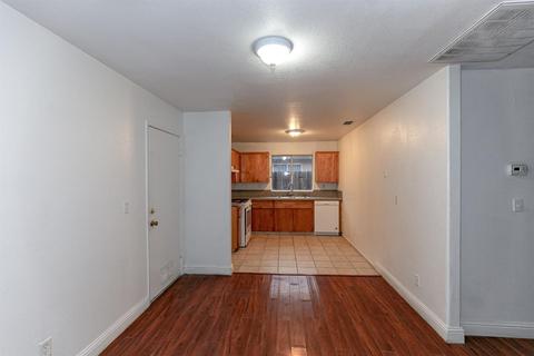 1584 La Mirada, Merced, CA 95348 photo 7
