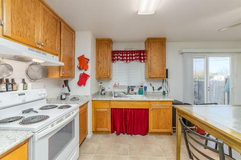 1815 7th Ave, Olivehurst, CA 95961 photo 10