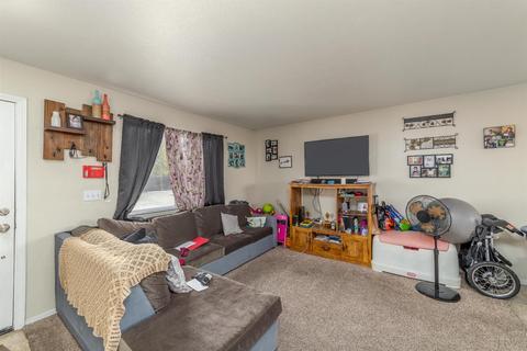 1815 7th Ave, Olivehurst, CA 95961 photo 6
