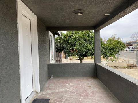 310 Barozzi Ave, Modesto, CA 95351 photo 4