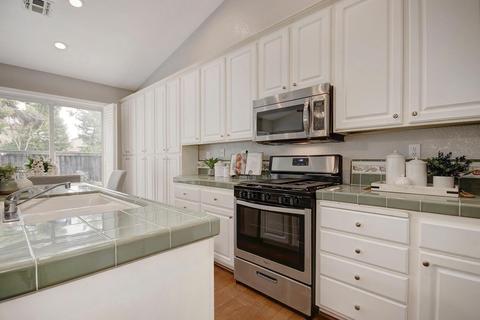 1508 Pinnacles Pl, Davis, CA 95616 photo 17