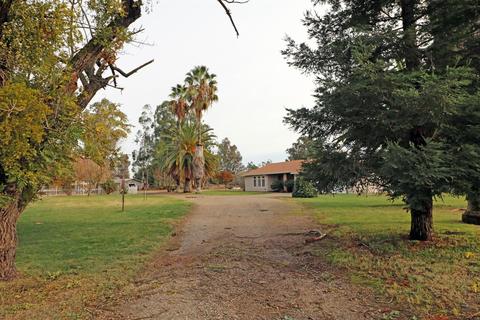 414 N Fine Rd, Linden, CA 95236 photo 2