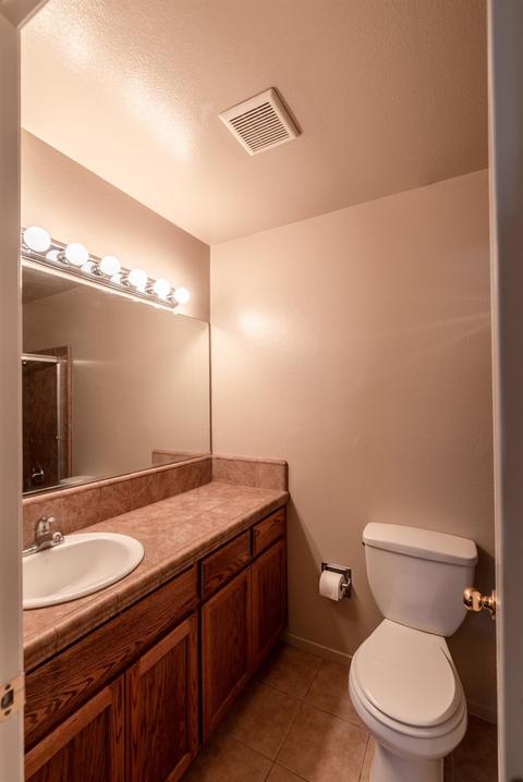 596 W Alpine Ave, Manteca, CA 95336 photo 12
