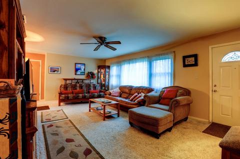 2620 Foothill Dr, Carmichael, CA 95608 photo 4