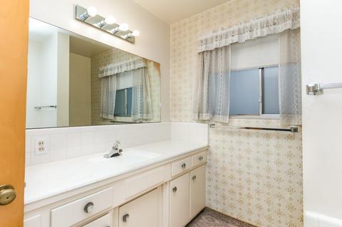1614 Augusta Ct, Modesto, CA 95350 photo 14