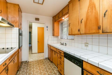 1614 Augusta Ct, Modesto, CA 95350 photo 4