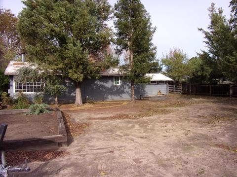 18418 E Almond St, Clements, CA 95227 photo 5