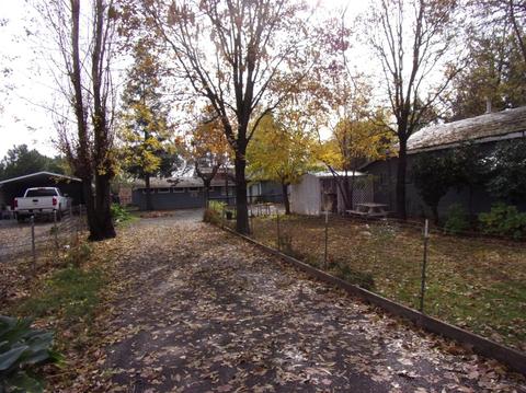 18418 E Almond St, Clements, CA 95227 photo 2