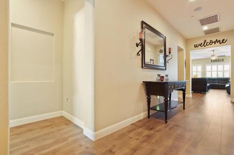 279 Rina Dr, Manteca, CA 95337 photo 4