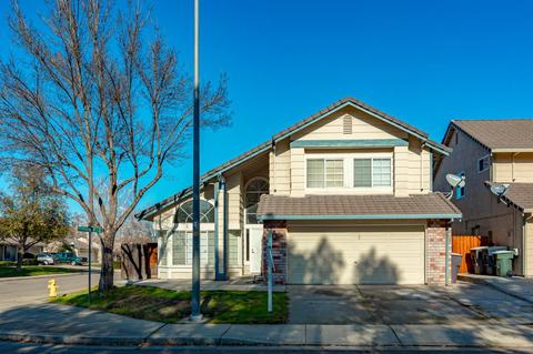 165 W Ferdinand St, Tracy, CA 95376 photo 2