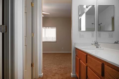 6908 Finale Ln, Hughson, CA 95326 photo 14