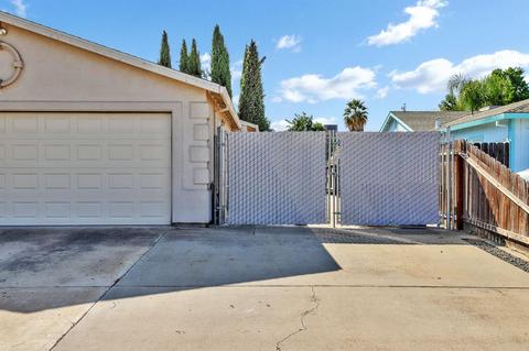 349 Lannis Ct, Ripon, CA 95366 photo 4