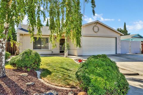 349 Lannis Ct, Ripon, CA 95366 photo 2