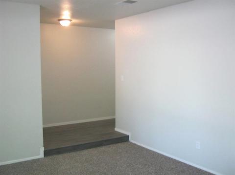 3125 Pembroke Dr, Modesto, CA 95350 photo 2