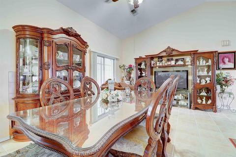 1301 Loquat, Patterson, CA 95363 photo 10