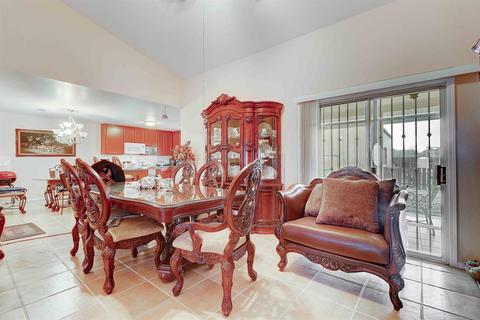 1301 Loquat, Patterson, CA 95363 photo 11