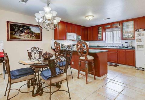 1301 Loquat, Patterson, CA 95363 photo 9