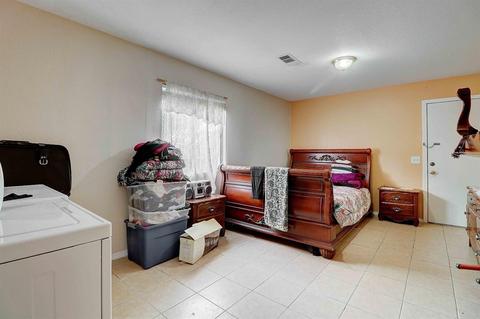 1301 Loquat, Patterson, CA 95363 photo 27