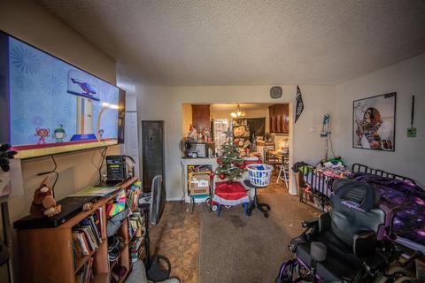 701 Roselawn Ave, Modesto, CA 95351 photo 16
