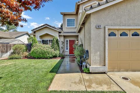 1071 Meadowbrook Dr, Manteca, CA 95336 photo 4