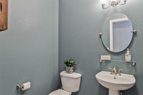 1071 Meadowbrook Dr, Manteca, CA 95336 photo 20