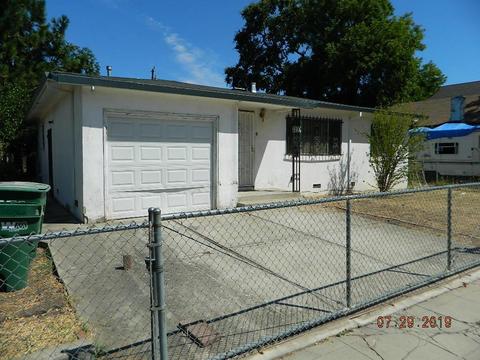 2119 E Myrtle St, Stockton, CA 95205 photo 4