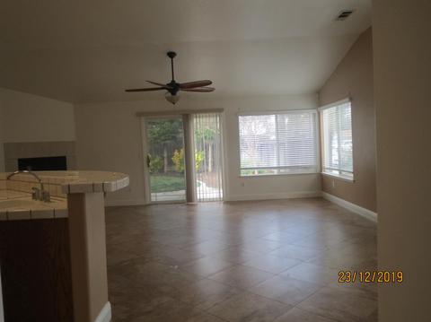 655 Blossom Ct, Manteca, CA 95336 photo 7