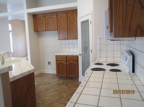 655 Blossom Ct, Manteca, CA 95336 photo 12