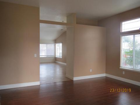 655 Blossom Ct, Manteca, CA 95336 photo 4