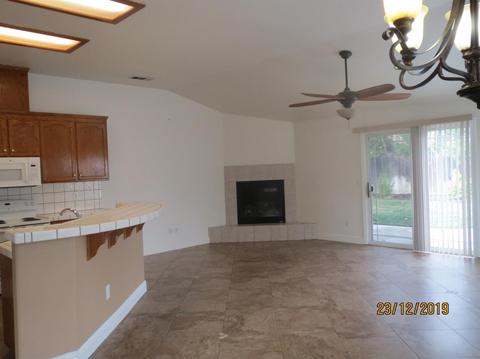 655 Blossom Ct, Manteca, CA 95336 photo 10