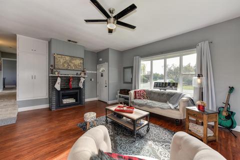 5212 Schuyler Dr, Carmichael, CA 95608 photo 4