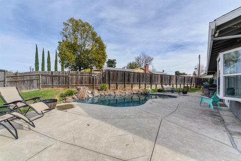 5212 Schuyler Dr, Carmichael, CA 95608 photo 18