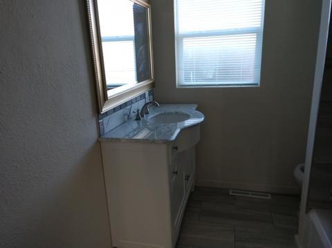 7225 Locust St, Hughson, CA 95326 photo 4
